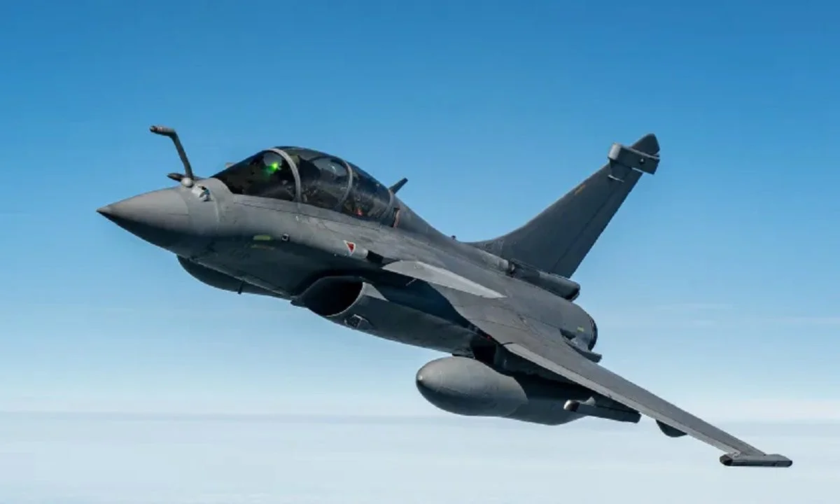 Τους άφησε... ξερούς η μετοχή της Dassault Aviation που φτιάχνει τα ελληνικά Rafale