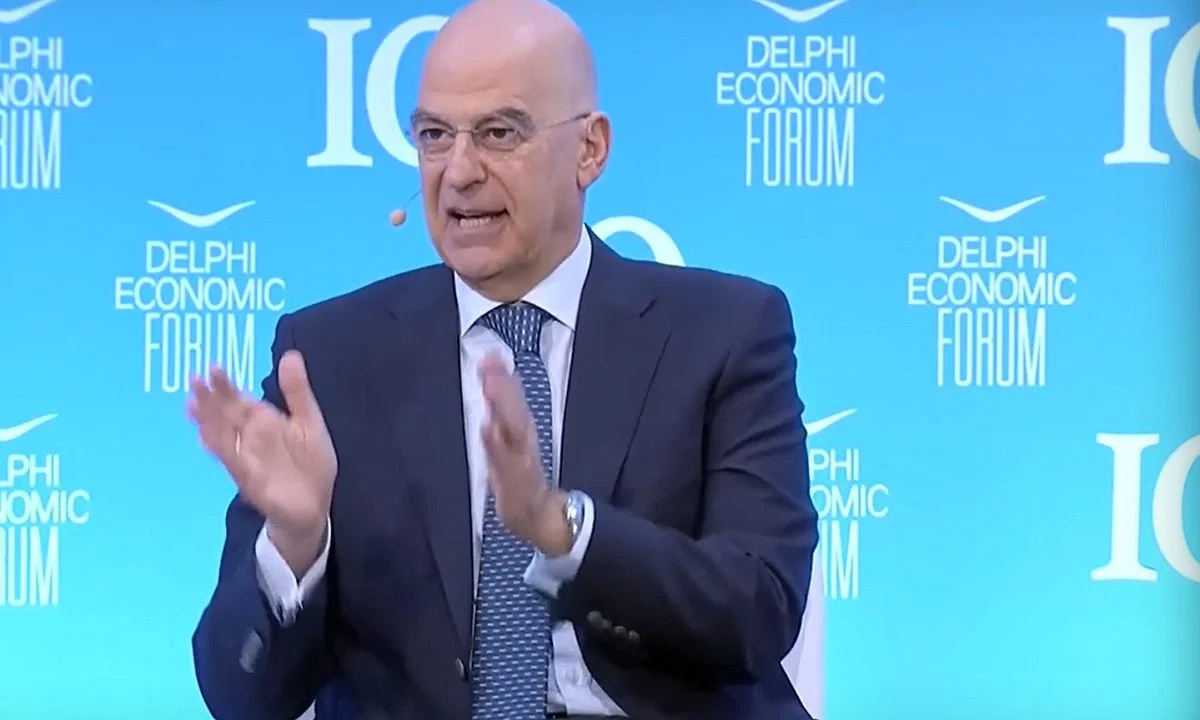 Ο Νίκος Δένδιας έκλεισε το μάτι στους Γάλλους - Τι περιμένει εκτός της Belharra και τους έκανε... απόλυτο κοπλιμέντο