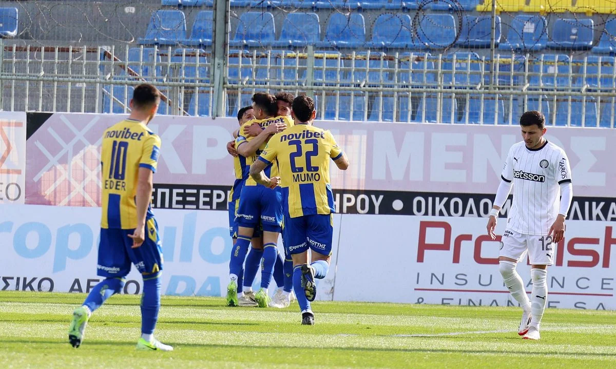Αστέρας Τρίπολης - ΟΦΗ 2-1: Με γκολ των Χατζηγιοβάνη (34') και Τζοακίνι (49') οι Αρκάδες ανέτρεψαν το 0-1 του Μπάκιτς (14') και νίκησαν.