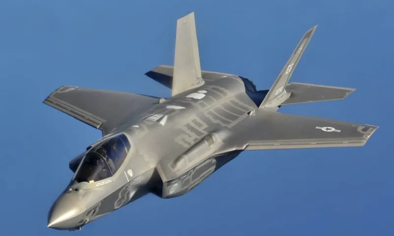 Τα 8 εκατ. γραμμές κώδικα των F-35