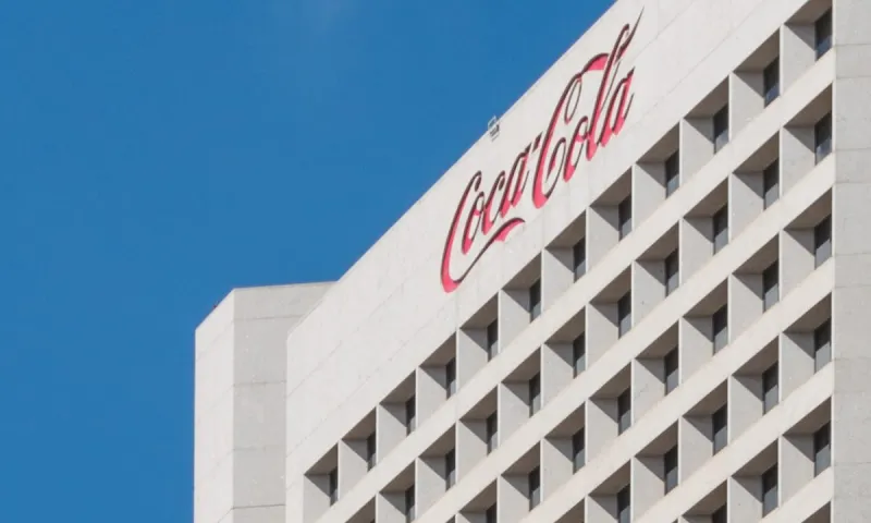 Η Coca-Cola απείλησε να φύγει από την Ατλάντα αν δεν πήγαινε ο κόσμος στην εκδήλωση, τα εισιτήρια εξαντλήθηκαν σε δύο ώρες