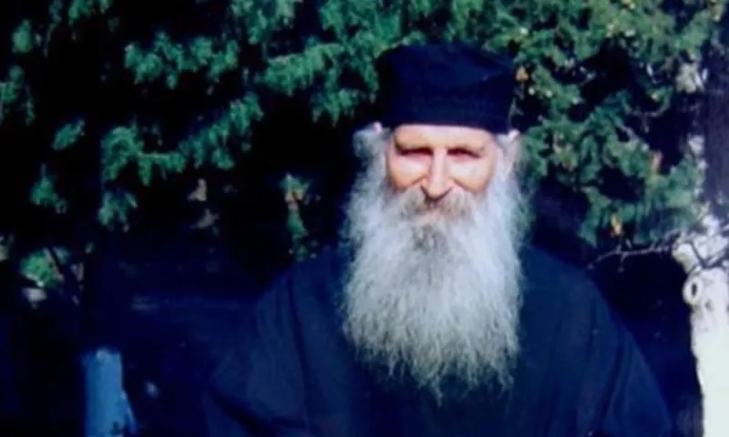 Δεν προλαβαίνω να ξαναπάω στο νοσοκομείο, είπε και κοιμήθηκε λίγες ώρες μετά. Η απίστευτη ζωή του Ιάκωβου Τσαλίκη