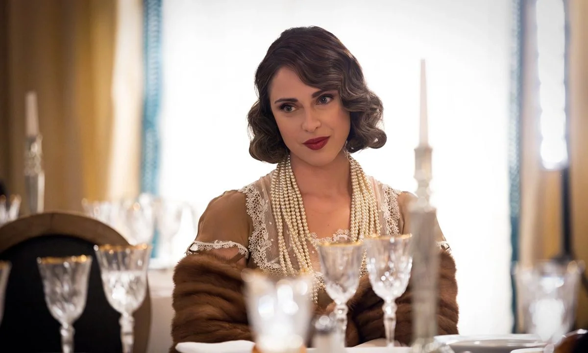 Grand Hotel: Εξέλιξη «σοκ» με την Εριέττα!