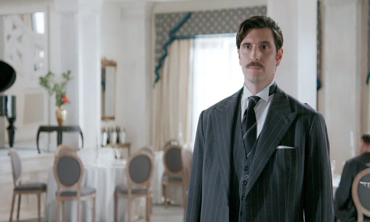 Grand Hotel: Μεγάλη αποκάλυψη για τον Ρήγα!