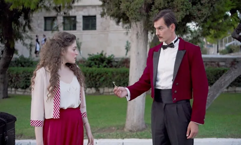 Grand Hotel: Πέτρος και Αλίκη καταλαβαίνουν πως η Κυβέλη ξέρει για την σχέση τους!