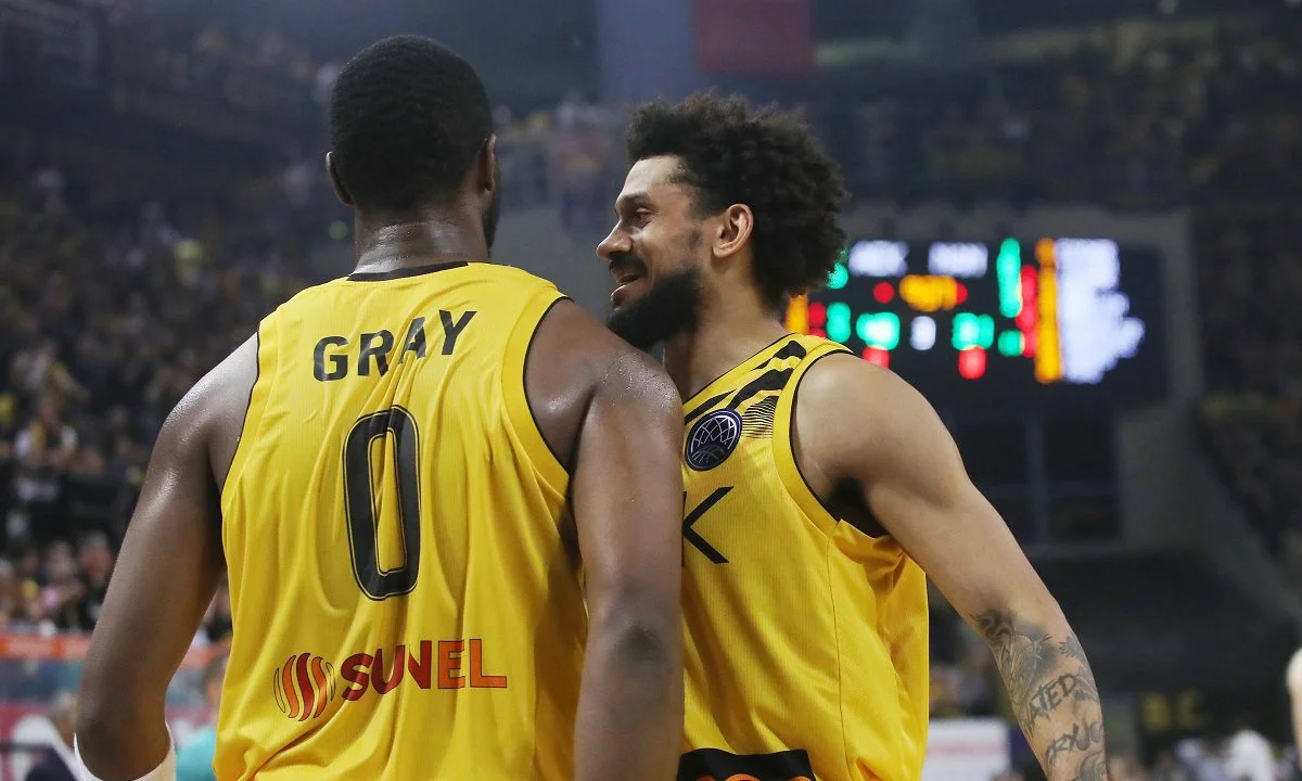 Μεγάλη ΑΕΚ, διέλυσε τη Ναντέρ 104-69 και προκρίθηκε στο Final 4, που θα το διοργανώσει κιόλας