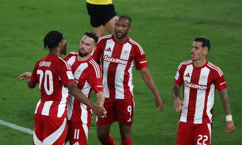 ΑΕΚ - Ολυμπιακός: Το 0-2 το έβαλε κάτω από το χαλί αλλά υπάρχει πρόβλημα εκεί στον Ολυμπιακό