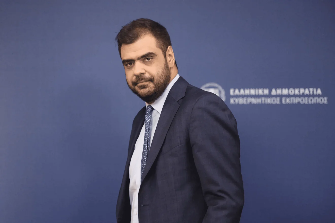 Με χαρακτηριστική αλαζονεία, ο Παύλος Μαρινάκης έβγαλε «αναξιόπιστες» τις εκθέσεις από RSF και Human Rights Watch για την Ελλάδα.