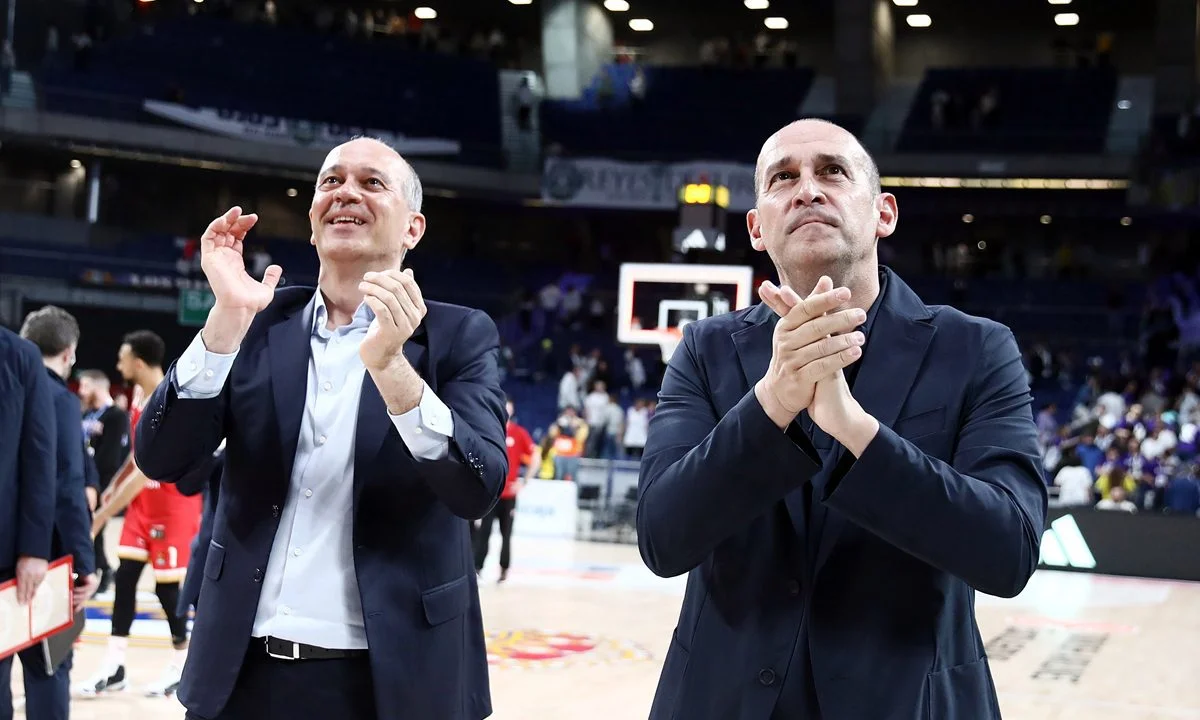 Νέο μπαμ ετοιμάζουν οι Αγγελόπουλοι