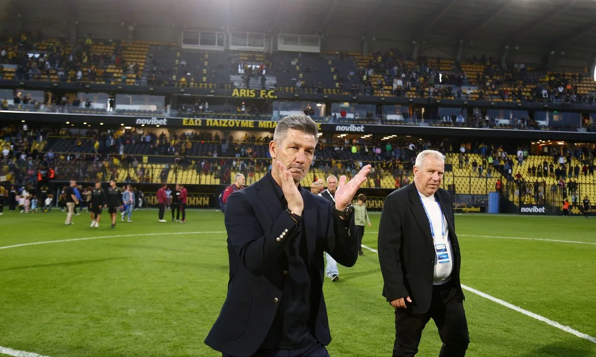Μετά τη νίκη του Άρη με 4-2, ο Ουζουνίδης αποθέωσε τον Νταρίντα κι έδωσε «σύνθημα» για νέα σεζόν λέγοντας πως η ομάδα του έχει καλό υλικό.