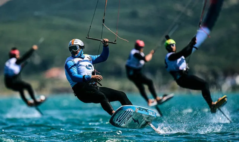 Ευρωπαϊκό πρωτάθλημα formula kite: Εντυπωσιάζει ο Αλέξανδρος Κάμερον Μαραμενίδης!