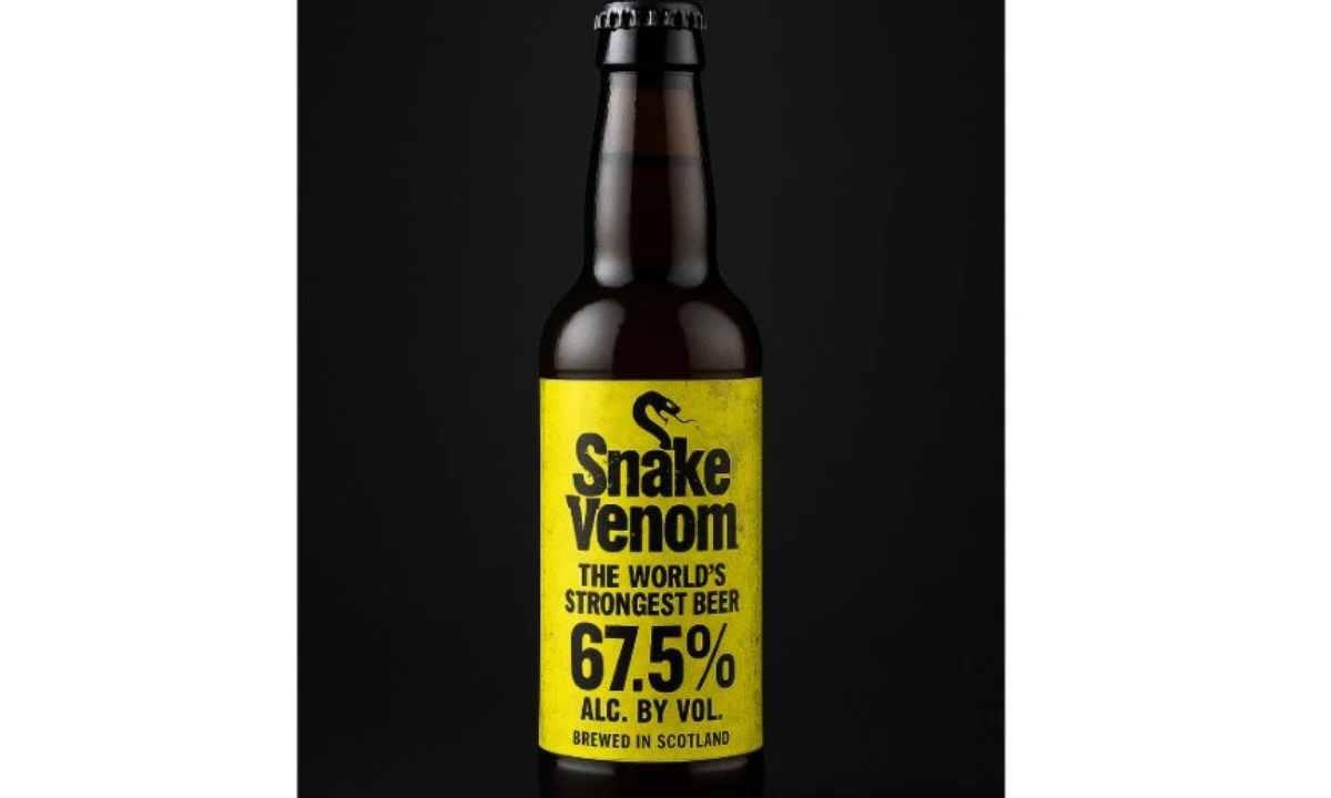 Snake Venom είναι η πιο δυνατή μπύρα στον κόσμο, με 67,5% αλκοόλ Πιο βαριά κι από ποτά, σαν ουίσκι. Το όνομά της; Καθόλου τυχαίο.