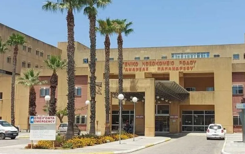 Συνεχίζεται η καταιγίδα παραιτήσεων στο ΕΣΥ: Τα βρόντηξαν κι έφυγαν 2 νευροχειρουργοί στο νοσοκομείο Ρόδου αφού τους «έλιωναν» στις εφημερίες