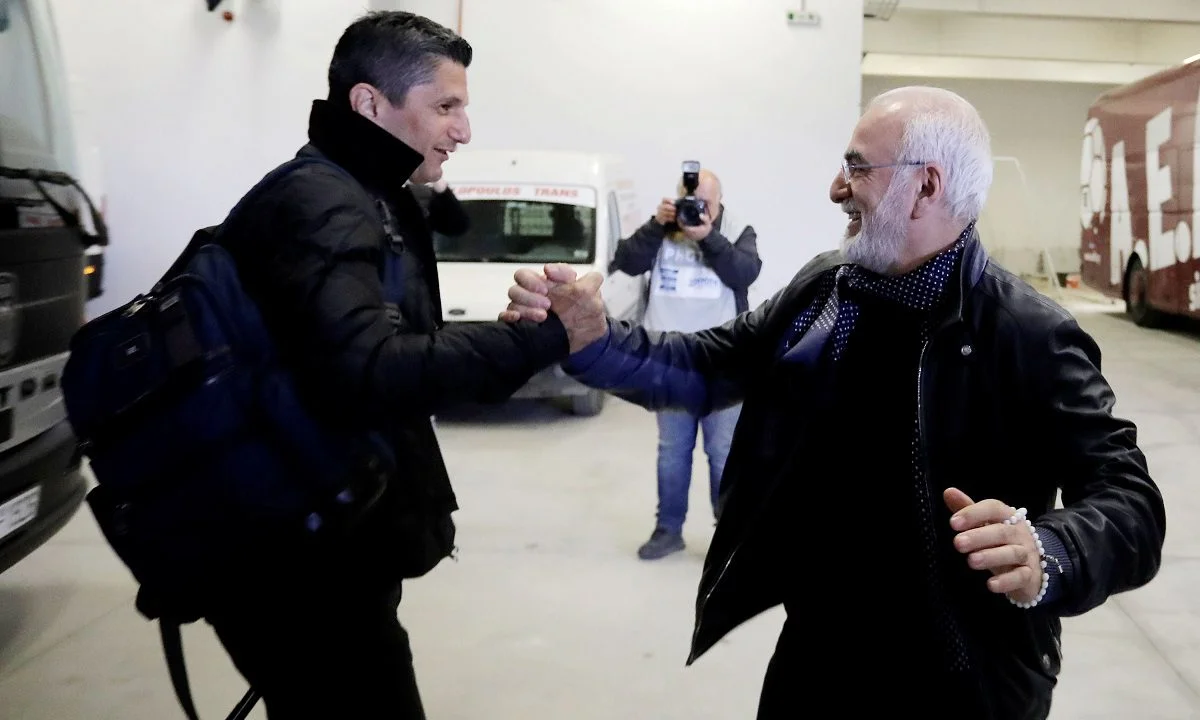 Σε τι διαφωνούν Σαββίδης και Λουτσέσκου - Η έντονη διαφωνία τους που οδήγησε στο έντονο καυγά. Δεν θέλουν τον Ρουμάνοι οι γιοι του Ιβάν.
