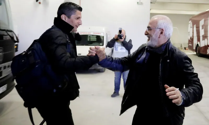 ΠΑΟΚ με νεαρούς θέλει ο Σαββίδης, ακριβές μεταγραφές θέλει ο Λουτσέσκου - Δεν τον θέλουν οι γιοι του Ιβάν (vid)