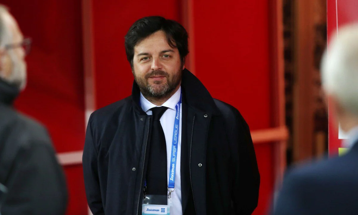 Ο Ριμπάλτα στην καρδιά των εξελίξεων της ΑΕΚ. Έχει καταλήξει στον εκλεκτό για τον πάγκο, χειρίζεται τις μεταγραφές και προτάσεις ημερησίως.