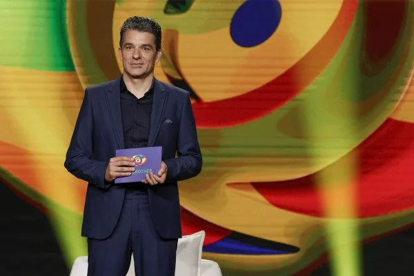 Τα επεισόδια στο αγαπημένο ριάλιτι του ΣΚΑΪ «Big Brother» συνεχίζονται με αμείωτο ενδιαφέρον και αυτή τη φορά εισήλθε ένα νέο μέλος στο σπίτι