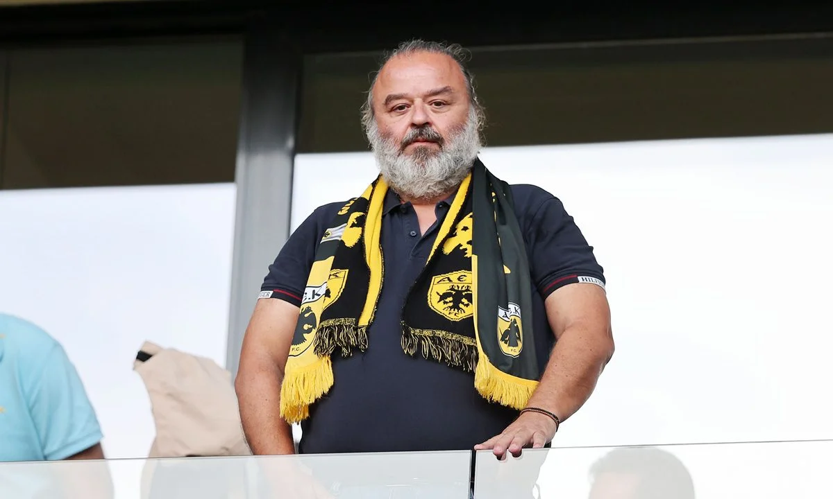 Ο Μάριος Ηλιόπουλος βγαίνει μπροστά για να επιστρέψει στην ΑΕΚ ο Κωνσταντίνος Γαλανόπουλος.