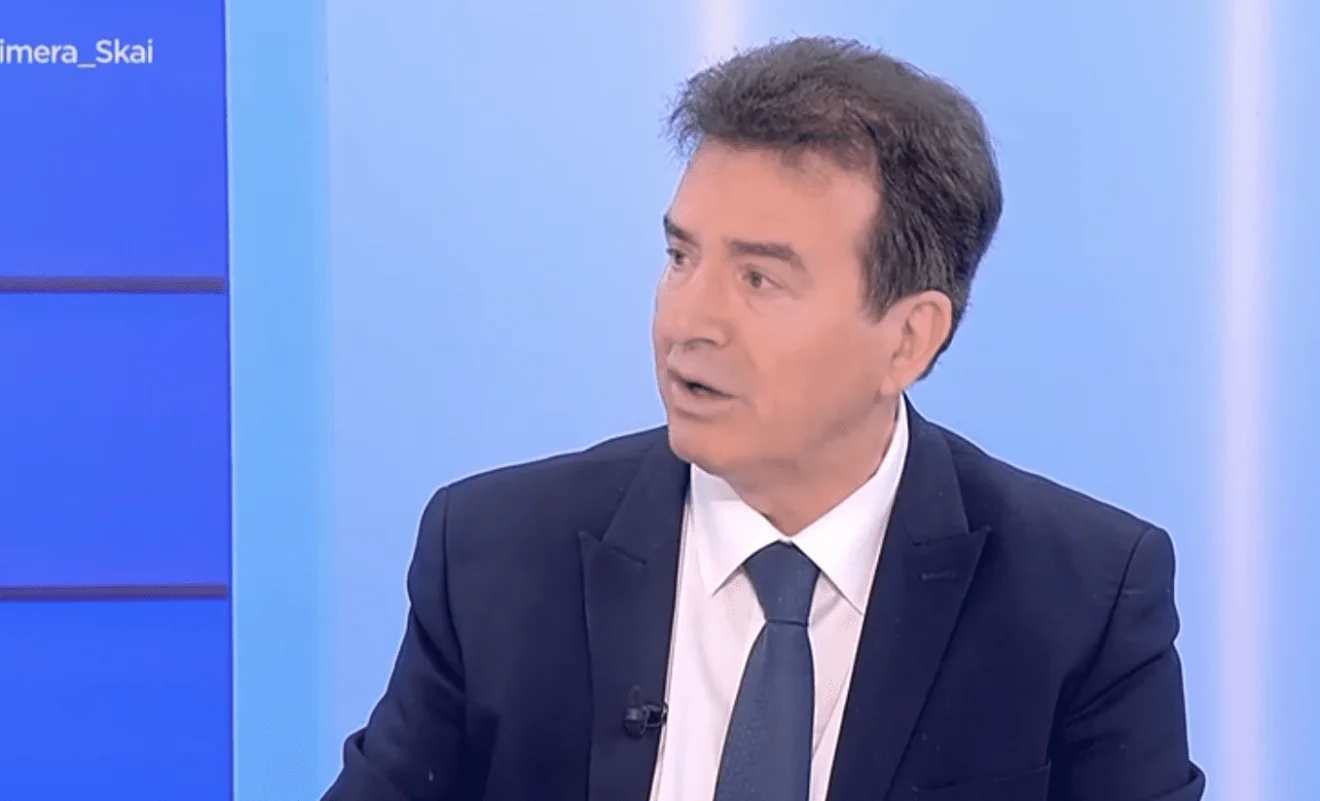 Ο Μιχάλης Χρυσοχοΐδης είναι ικανός μόνο στο να διαλύει συλλαλητήρια για τα Τέμπη, αλλά πολύ «λίγος» για να συλλάβει τους Τούρκους μαφιόζους.