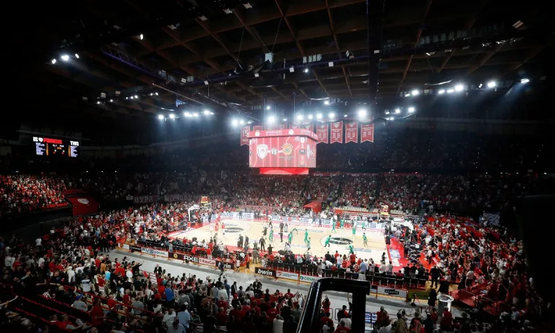 Πόσα χρήματα χάνει ο Ολυμπιακός από το ΣΕΦ χωρίς τελικούς της Basket League;