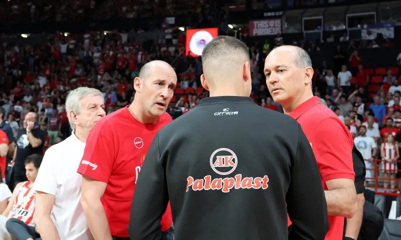 Ποια θα είναι η τιμωρία του Ολυμπιακού αν οι Αγγελόπουλοι δεν πάνε στο ραντεβού με Βρούτση;
