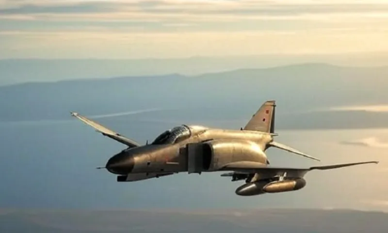 Τα F-4 δεν πέθαναν ποτέ: Η Τουρκία τα ελέγχει από τον πυρήνα και τα μετατρέπει σε δοκιμαστικά όπλων