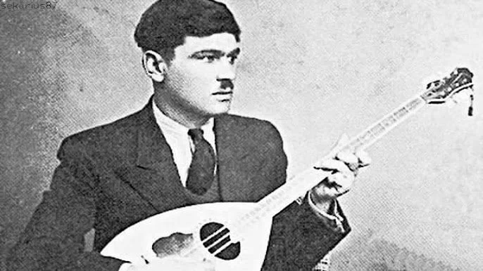 Όλοι λέμε τα τραγούδια του μα αυτός παραμένει άγνωστος και «φαρμακωμένος»