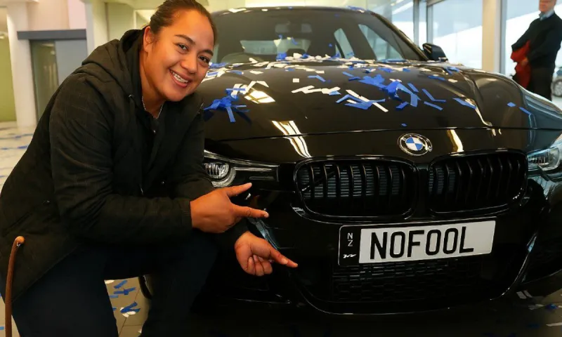 Έδωσε το παλιό της Nissan και πήρε ολοκαίνουρια BMW!