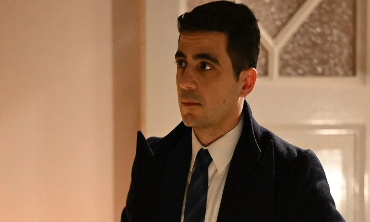 Άγιος Έρωτας επόμενα επεισόδια: Ο Χάρης χάνει την ψυχραιμία του με την Σοφία - Ο Παύλος στοχοποιεί αθώο