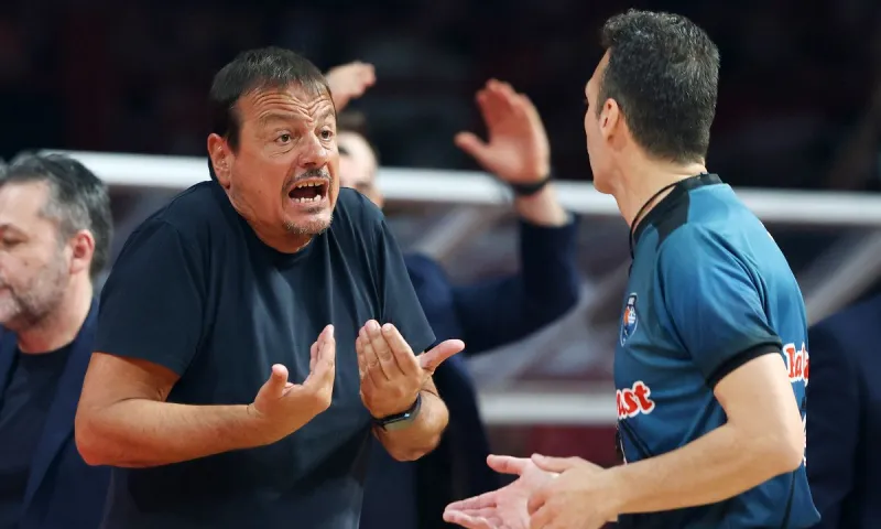 Γκρίνια από τους οπαδούς του Παναθηναϊκού για Αταμάν μετά την απώλεια του πρωταθλήματος
