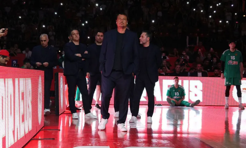Ολυμπιακός και ελληνικό στοιχείο: Η πραγματικότητα πίσω από τη δήλωση Αταμάν
