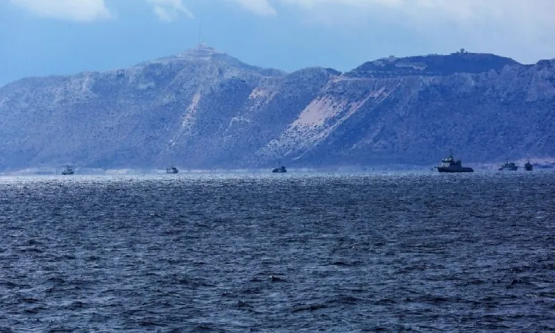 Διπλή μαχαιριά: Χαφτάρ και Άγκυρα φέρνουν γεωτρύπανα απέναντι από την Κρήτη
