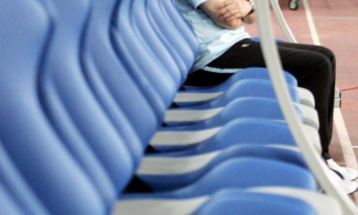 Προπονητής τερματοφυλάκων επαρχιακής ομάδας της Super League που μετείχε στα play out, προτάθηκε στη… μισή κατηγορία!