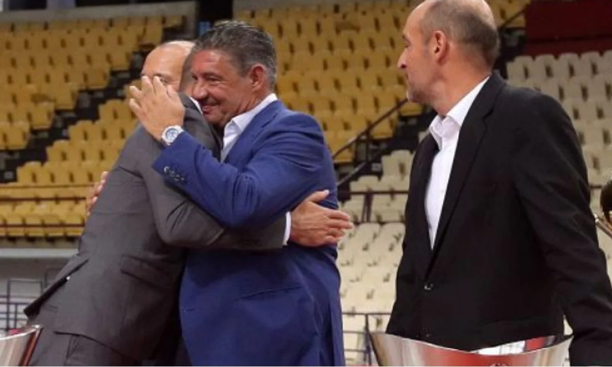 Πώς ο Μίσκο Ραζνάτοβιτς φαίνεται πως έχει εξελιχθεί σε «εμπόδιο» για τις μεταγραφικές κινήσεις του Ολυμπιακού