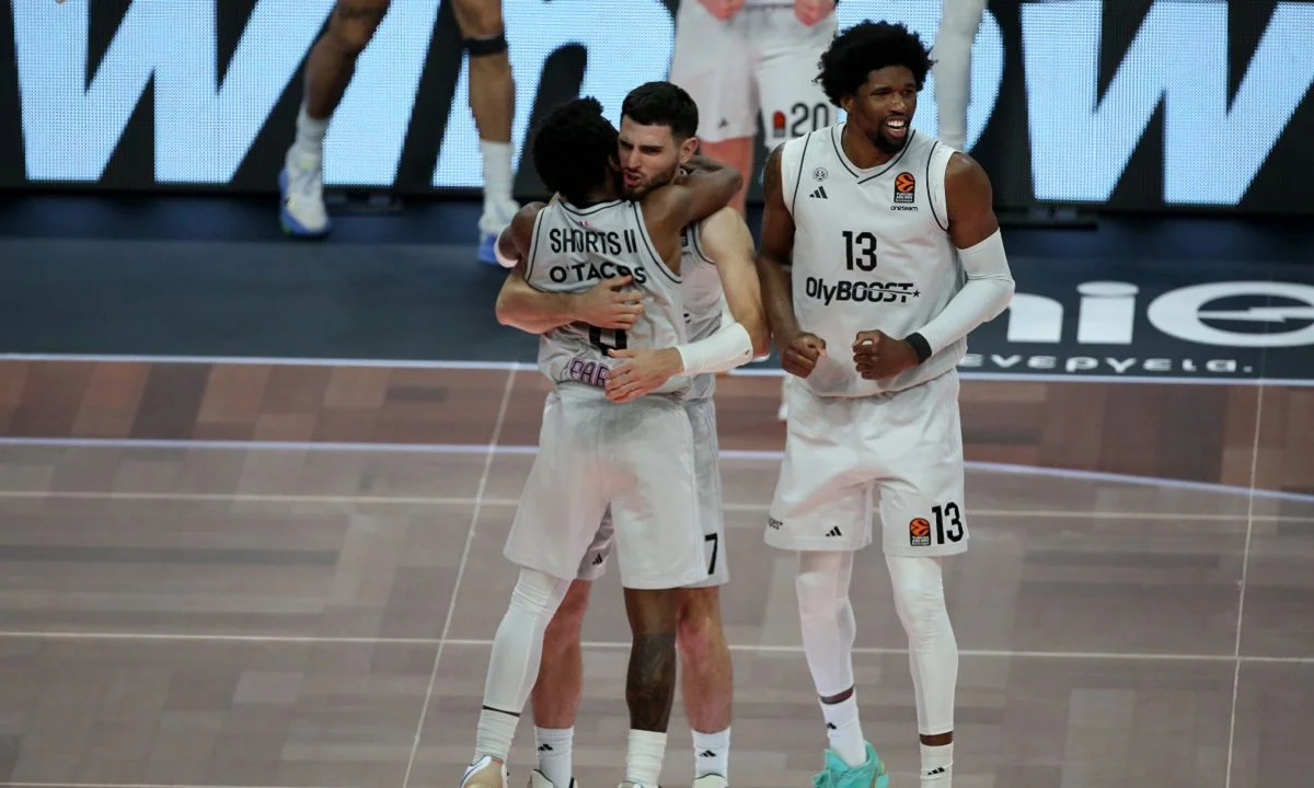 Η Παρί διέλυσε 92-67 τη Μονακό με νέα εξαιρετική εμφάνιση ου Τι Τζέι Σορτς και θέλει μία ακόμη νίκη προκειμένου να σηκώσει το πρωτάθλημα.