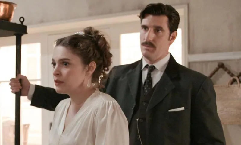 Grand hotel επόμενα επεισόδια: Ο Ρήγας αποκαλύπτει στην Αλίκη πως είναι ζευγάρι με την μάνα της.
