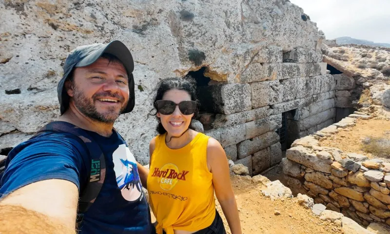 Happy Traveller : Που ταξιδεύουν Ευτύχης και Ηλέκτρα την Κυριακή;