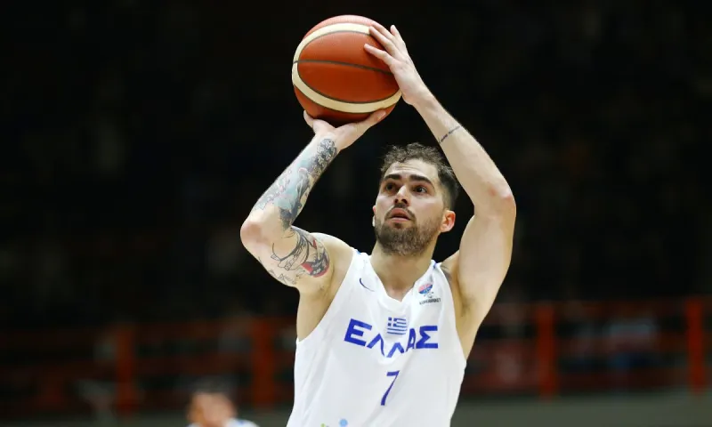 «Πράσινος» ο Τολιόπουλος: Τριετές συμβόλαιο με τον Παναθηναϊκό