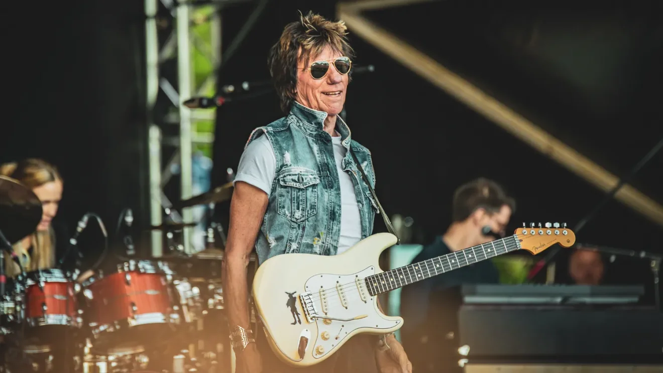 Άκου και μη μιλάς: Παίζει κιθάρα ο Jeff Beck