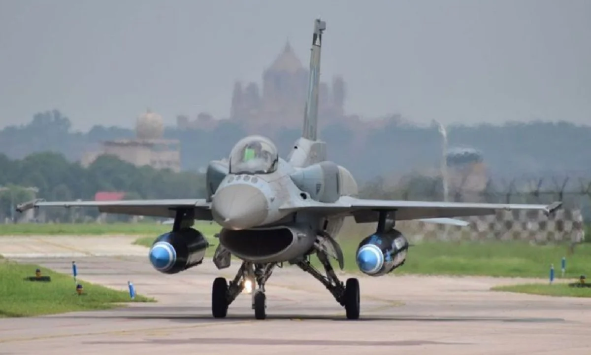 Ρουμανία: Αποκτά 18 F-16 από την Ολλανδία για... 1 ευρώ