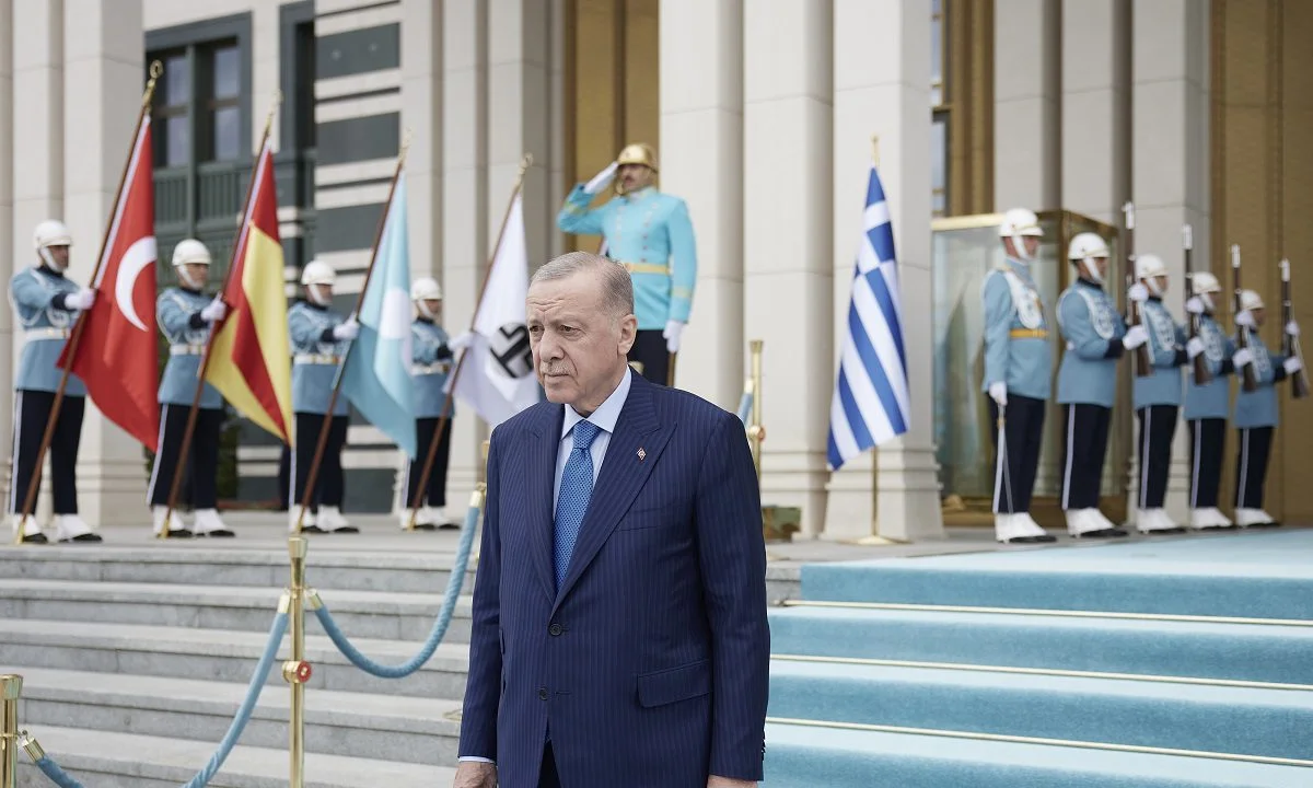 Στην Τουρκία συλλήψεις για ένα σκίτσο, στην Ελλάδα χλευασμός των ιερών - Θα πάρει θέση η Εθνική Πινακοθήκη για την ελευθερία έκφρασης στην Τουρκία ή... όχι