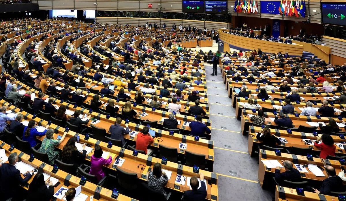 ΕΕ: Ντροπή για την ελληνική κυβέρνηση - Φτάσαμε στη κατάντια να περιμένουμε από τους Βούλγαρους να υπερασπιστούν τα ελληνικά δίκαια!