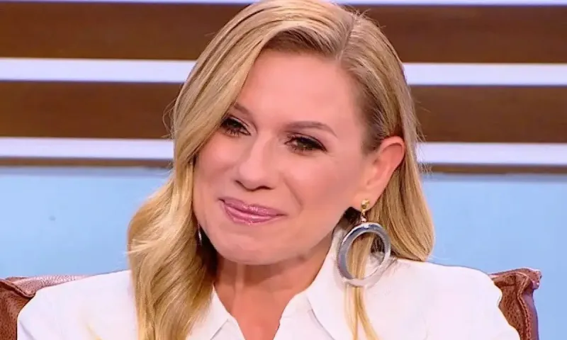 Καλοκαίρι Παρέα: Η Καραβάτου πάει στον ANT1 για να μείνει!