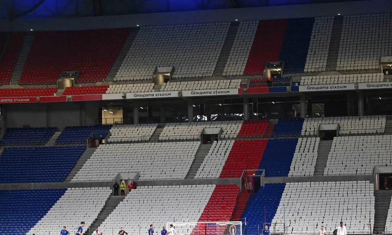 Τα μέλη ενός συλλόγου ήθελαν να ιδρύσουν επαγγελματική ομάδα, διαφώνησαν, έφυγαν και έφτιαξαν τη Λιόν