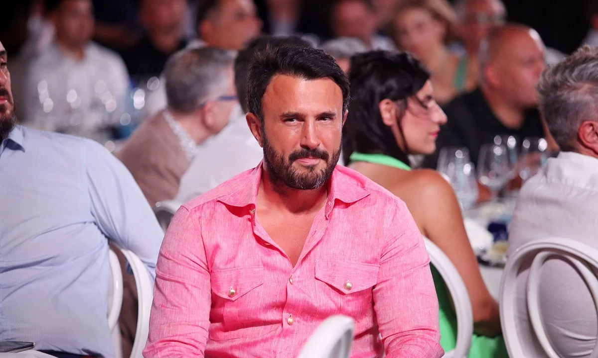 Ο Θόδωρος Καρυπίδης πατάει γκάζι και ο Άρης πάει για το μπαμ του καλοκαιριού. Φουλάρει για να κάνει μία μεταγραφή που κανείς δεν περίμενε
