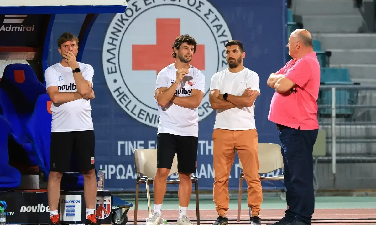 Ο Αχιλλέας Μπέος αποκάλυψε πως μέσα στις επόμενες ώρες θα κάνει ακόμα δυο μεταγραφές για το Βόλο και μίλησε για υψηλούς στόχους