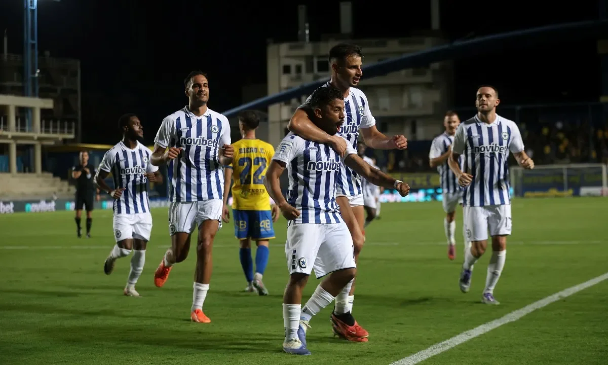 Σαν να μην πέρασε μια μέρα για ο εκτός έδρας Ατρόμητος, αλλά και η συμπεριφορά του Παναιτωλικού απέναντί του…
