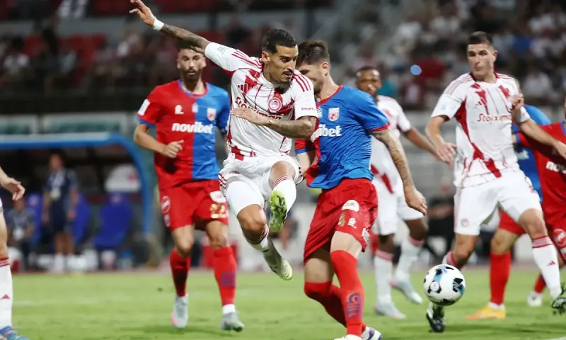 Βόλος - Ολυμπιακός 0-2: Το... Χρυσό Τακούνι του Τσικίνιο έλυσε τον γρίφο