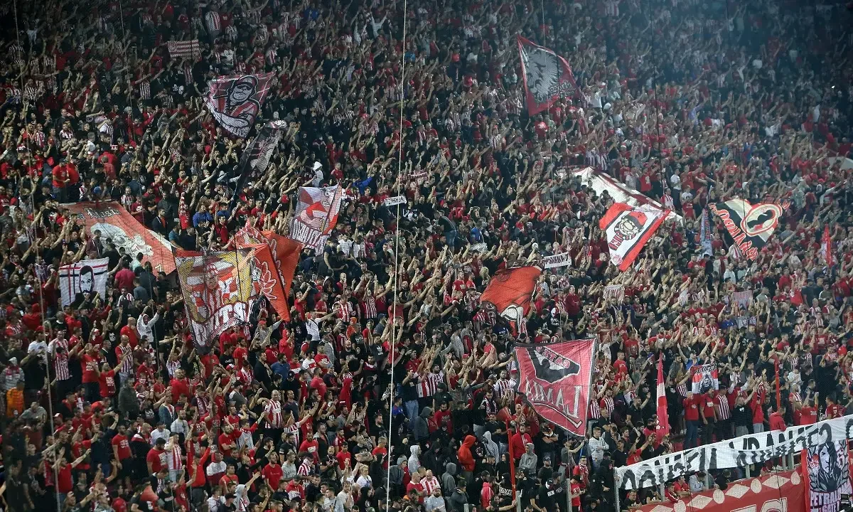 olympiacos, eisitiria