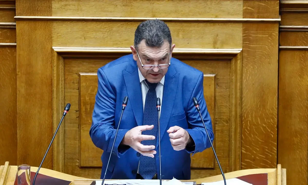 Νικόλαος Παπαδόπουλος: Πάνε να λύσουν το δημογραφικό παντρεύοντας αρσενικό με αρσενικό και θηλυκό με θηλυκό και τους δίνουν παιδιά